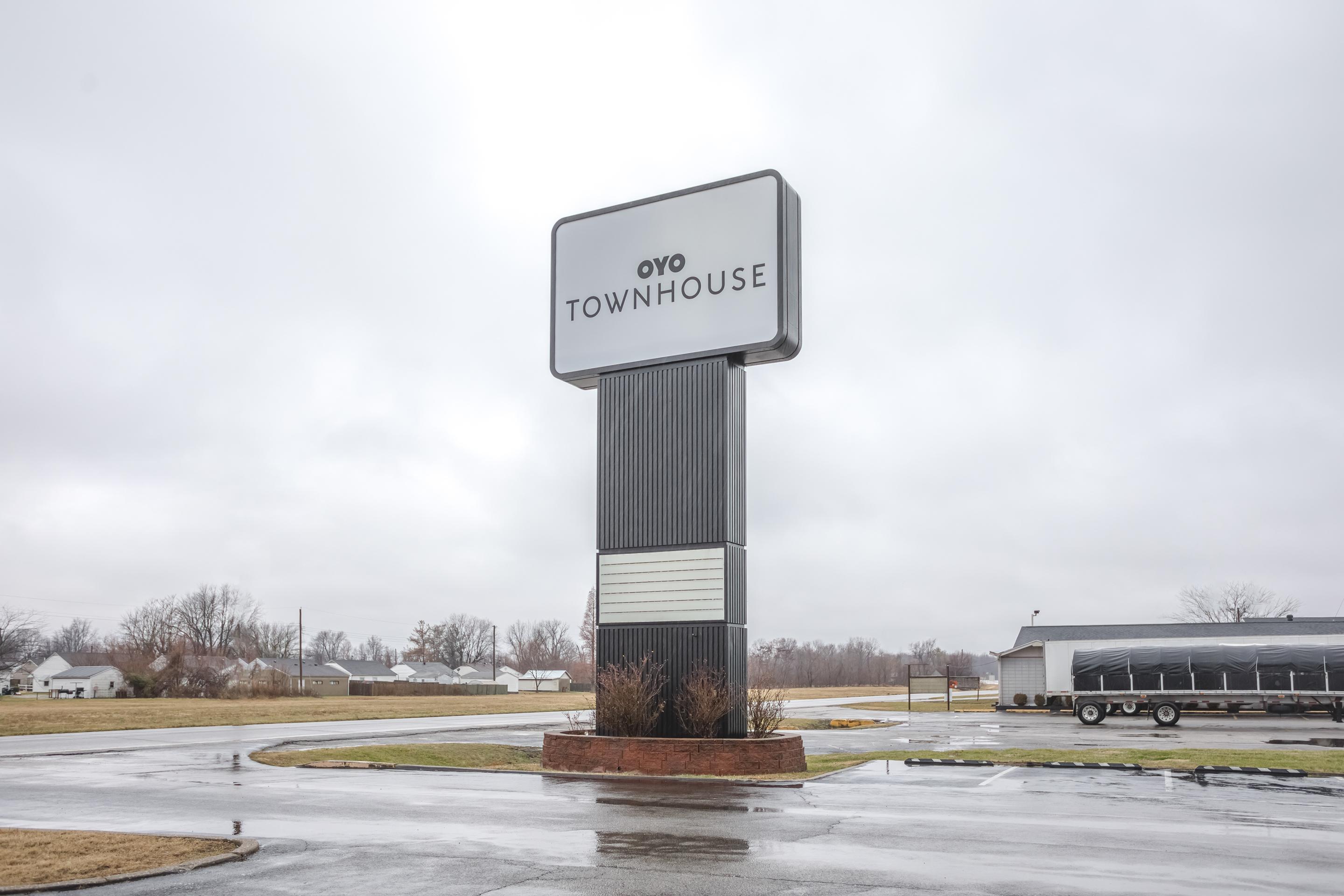 Готель Oyo Townhouse Owensboro West Екстер'єр фото