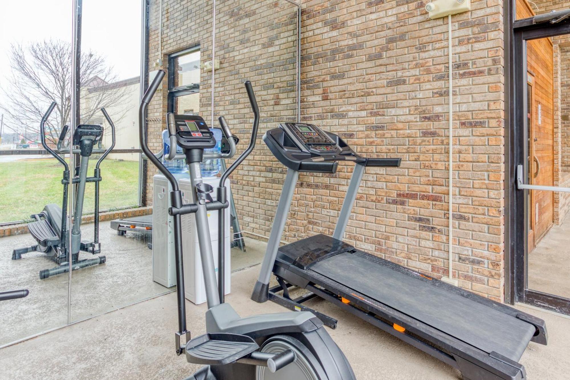 Готель Oyo Townhouse Owensboro West Екстер'єр фото